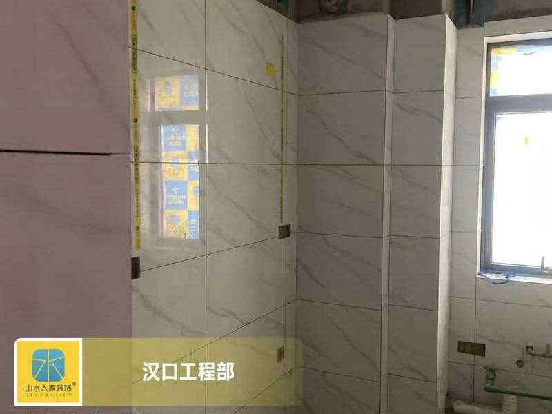 武漢國(guó)際百衲小區(qū)裝修工地泥木工程驗(yàn)收