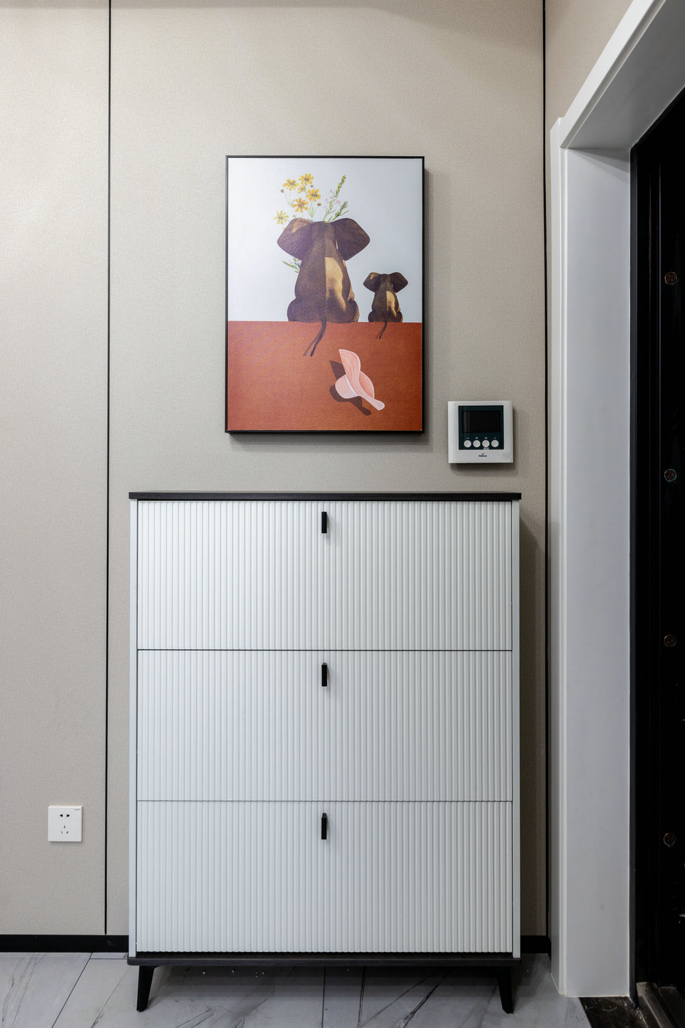 光谷滿庭春現(xiàn)代風(fēng)格裝修效果圖 光谷滿庭春現(xiàn)代風(fēng)格裝修效果圖