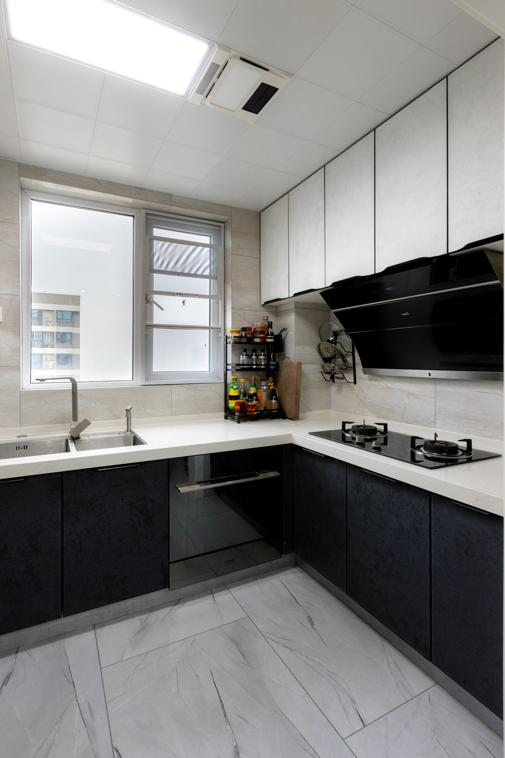 光谷滿庭春現(xiàn)代風(fēng)格裝修效果圖 光谷滿庭春現(xiàn)代風(fēng)格裝修效果圖