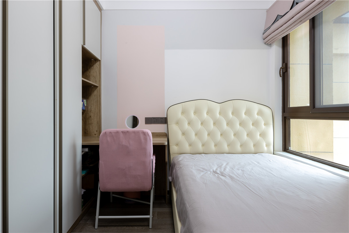 武漢金科城現(xiàn)代風(fēng)格裝修效果圖 武漢金科城現(xiàn)代風(fēng)格裝修效果圖