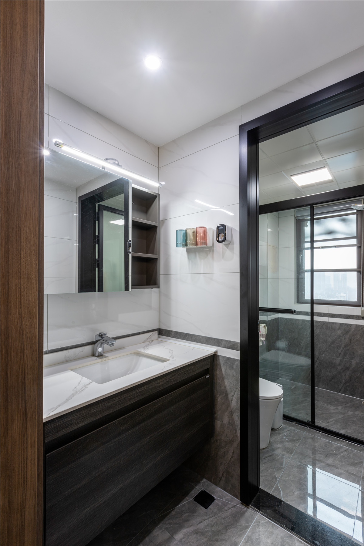 武漢金科城現(xiàn)代風(fēng)格裝修效果圖 武漢金科城現(xiàn)代風(fēng)格裝修效果圖