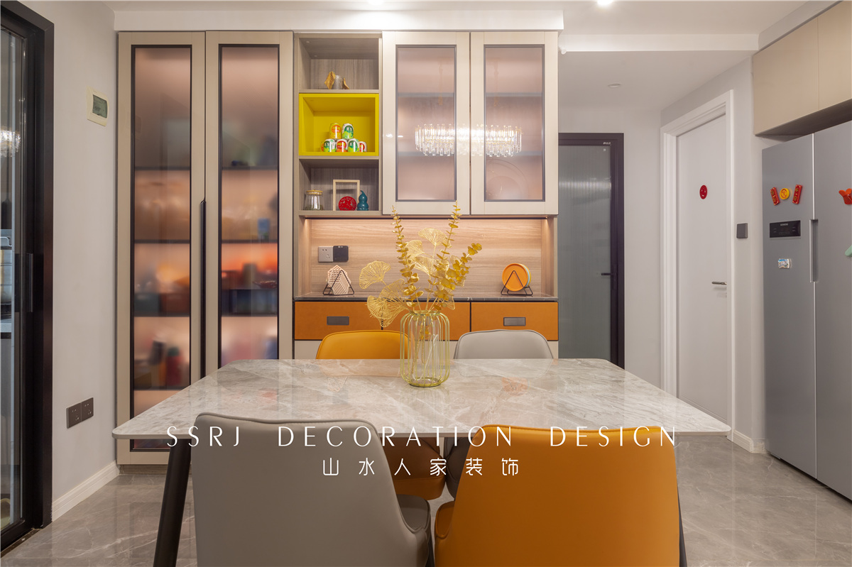 綠地國(guó)際理想城現(xiàn)代輕奢風(fēng)格裝修效果圖 綠地國(guó)際理想城現(xiàn)代輕奢風(fēng)格裝修效果圖