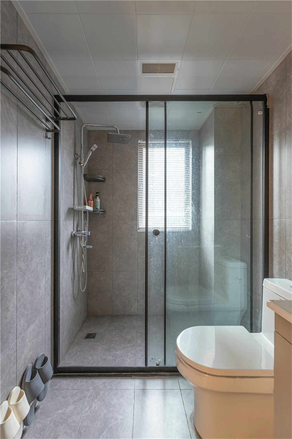 中建鉑公館現(xiàn)代簡約風(fēng)格裝修效果圖 中建鉑公館現(xiàn)代簡約風(fēng)格裝修效果圖