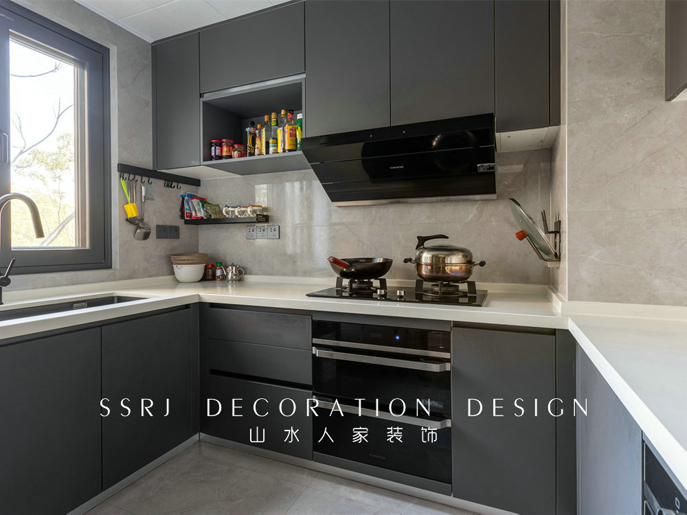 中建鉑公館139平現(xiàn)代風格裝修效果圖 中建鉑公館139平現(xiàn)代風格裝修效果圖