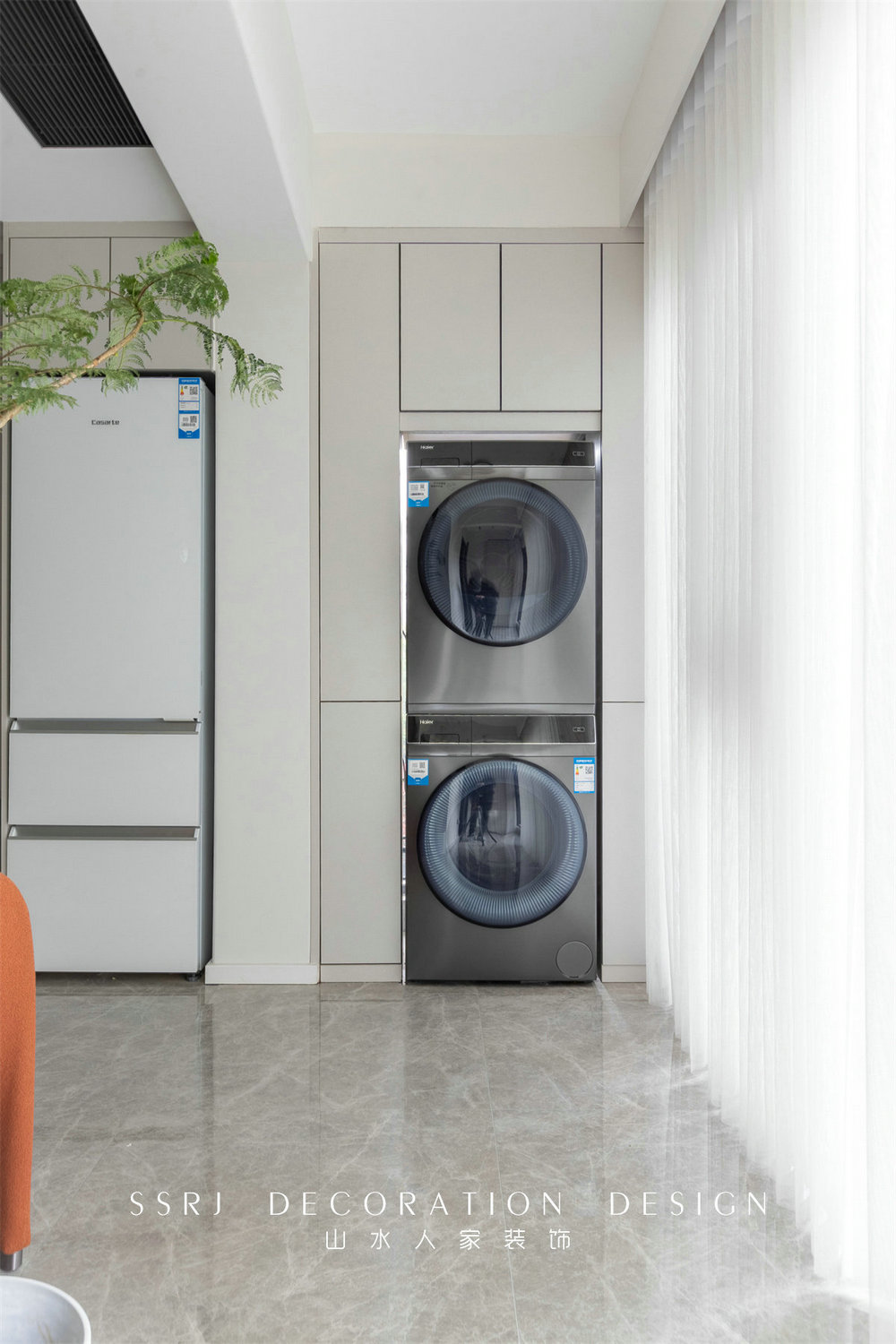 中建鉑公館110平現(xiàn)代風(fēng)格裝修效果圖 中建鉑公館110平現(xiàn)代風(fēng)格裝修效果圖