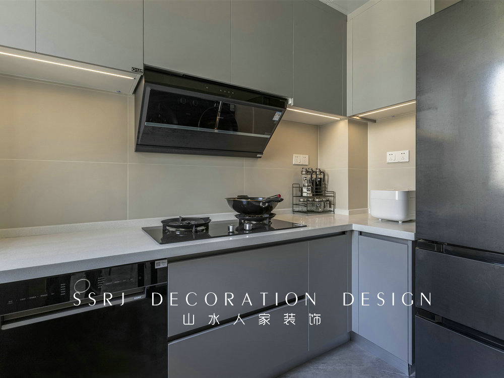 融創(chuàng)望江府133平現(xiàn)代簡約風格裝修效果圖