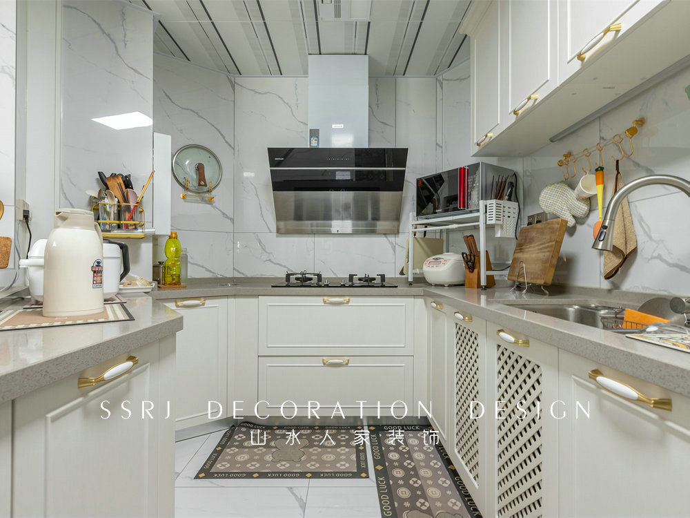 國博新城泊雅居160平美式輕奢風格裝修效果圖