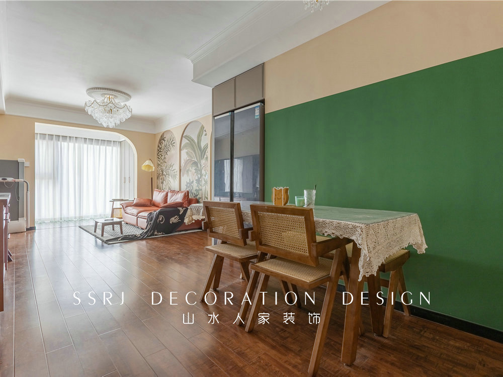 地鐵時代云上城88平中古風格裝修效果圖