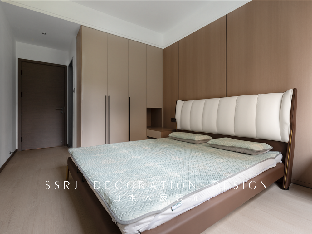 百秀城140平現(xiàn)代風格裝修效果圖