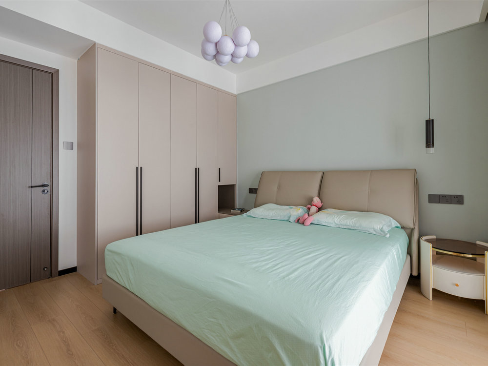 融創(chuàng)城118平現(xiàn)代風格裝修效果圖