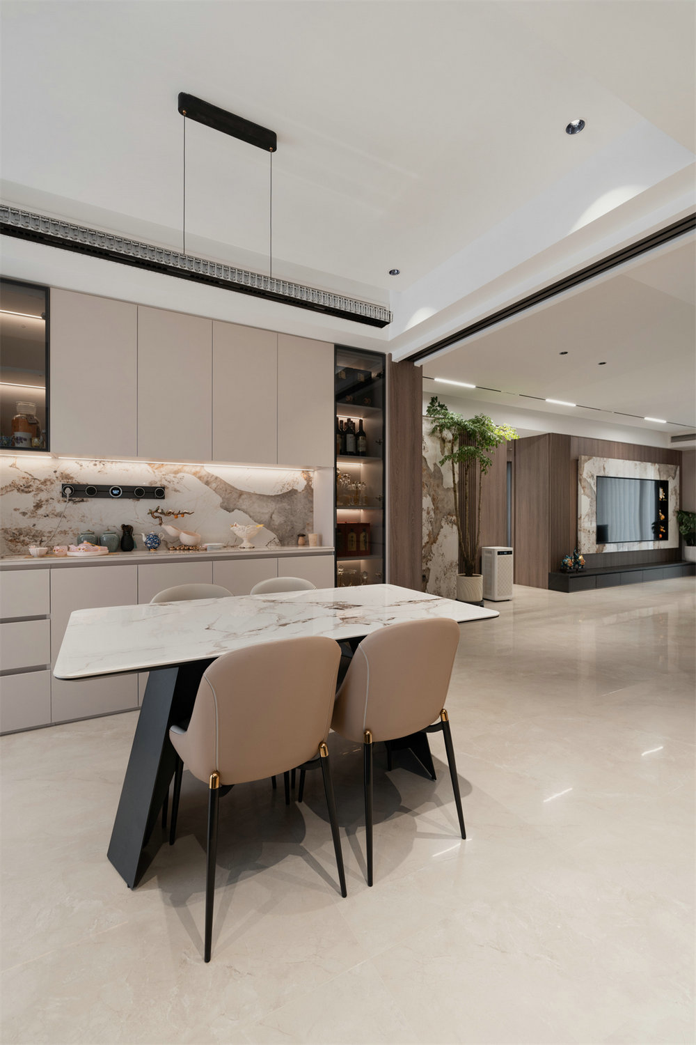 興華尚都國際133平現(xiàn)代輕奢風格裝修效果圖