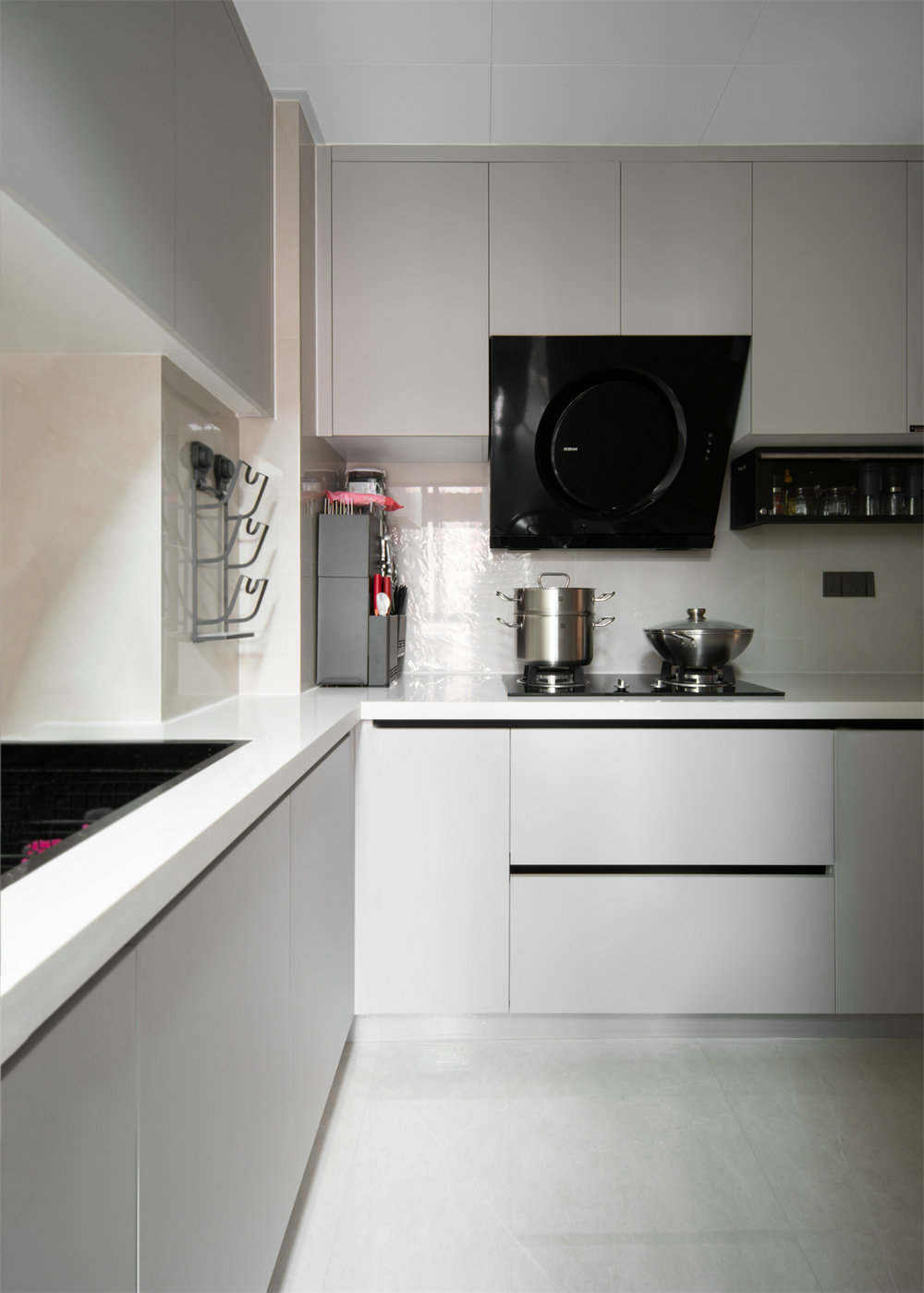 永泰時代95平現(xiàn)代輕奢風格裝修效果圖