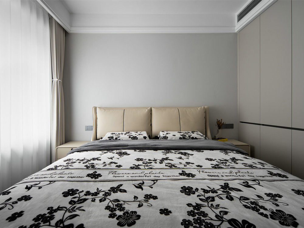 永泰時代95平現(xiàn)代輕奢風格裝修效果圖