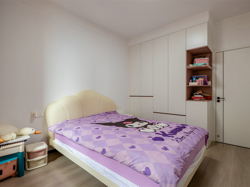 海林廣場(chǎng)123平現(xiàn)代風(fēng)格裝修效果圖