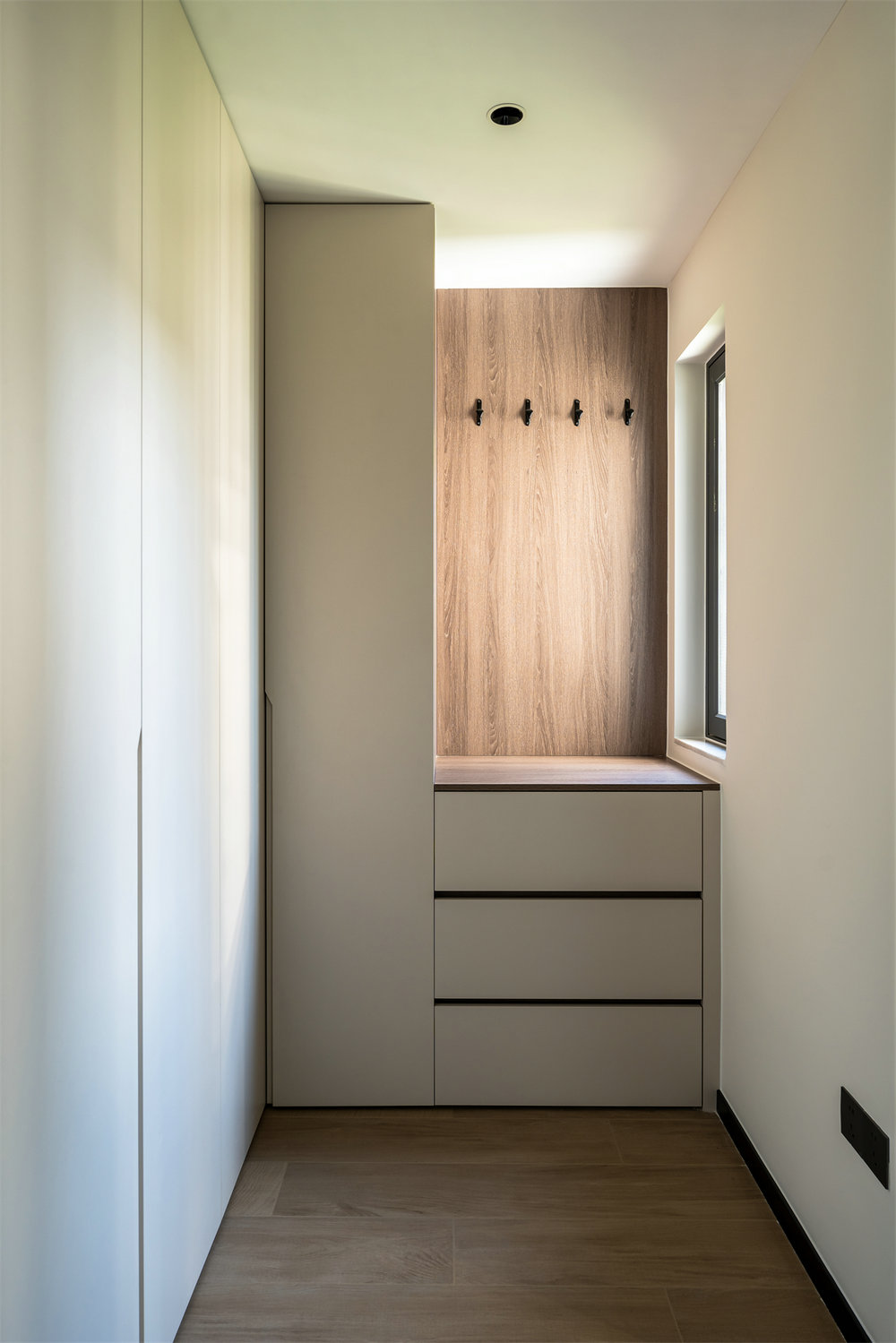 臨空香廷300平現(xiàn)代風格裝修效果圖