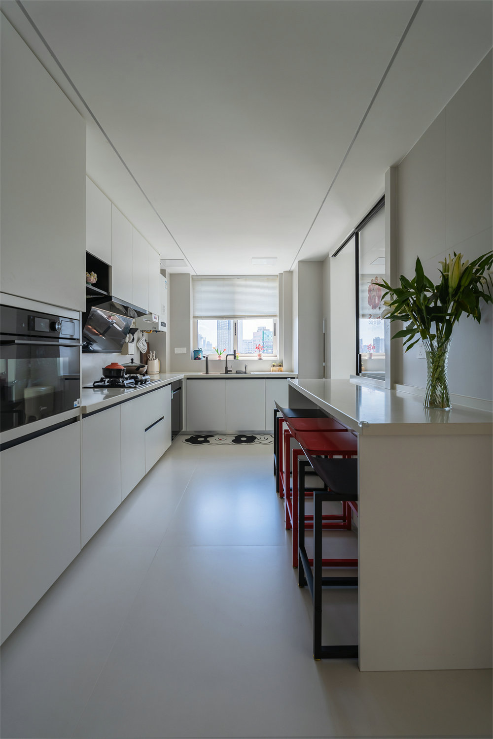 東湖名居151平現(xiàn)代風格裝修效果圖