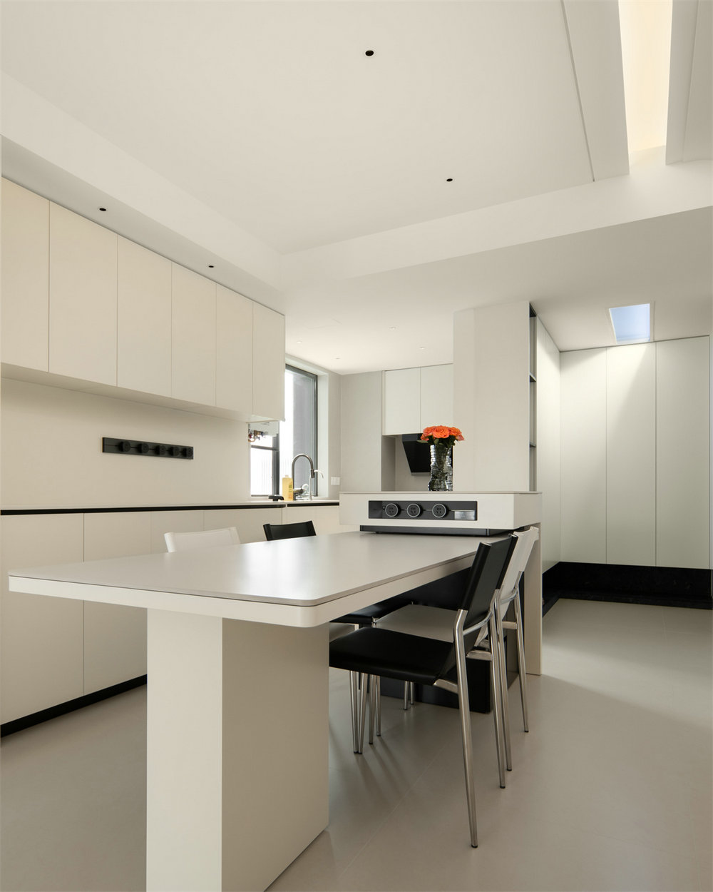 中交澄園130平現(xiàn)代極簡風格裝修效果圖