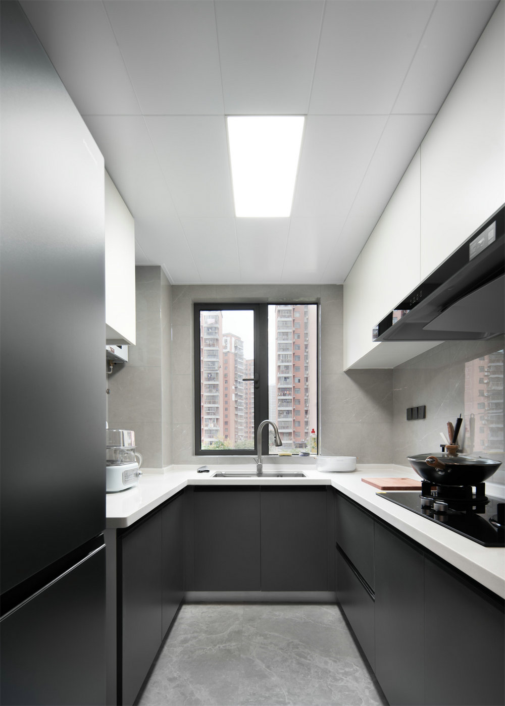 中建星光城126平現(xiàn)代風(fēng)格裝修效果圖