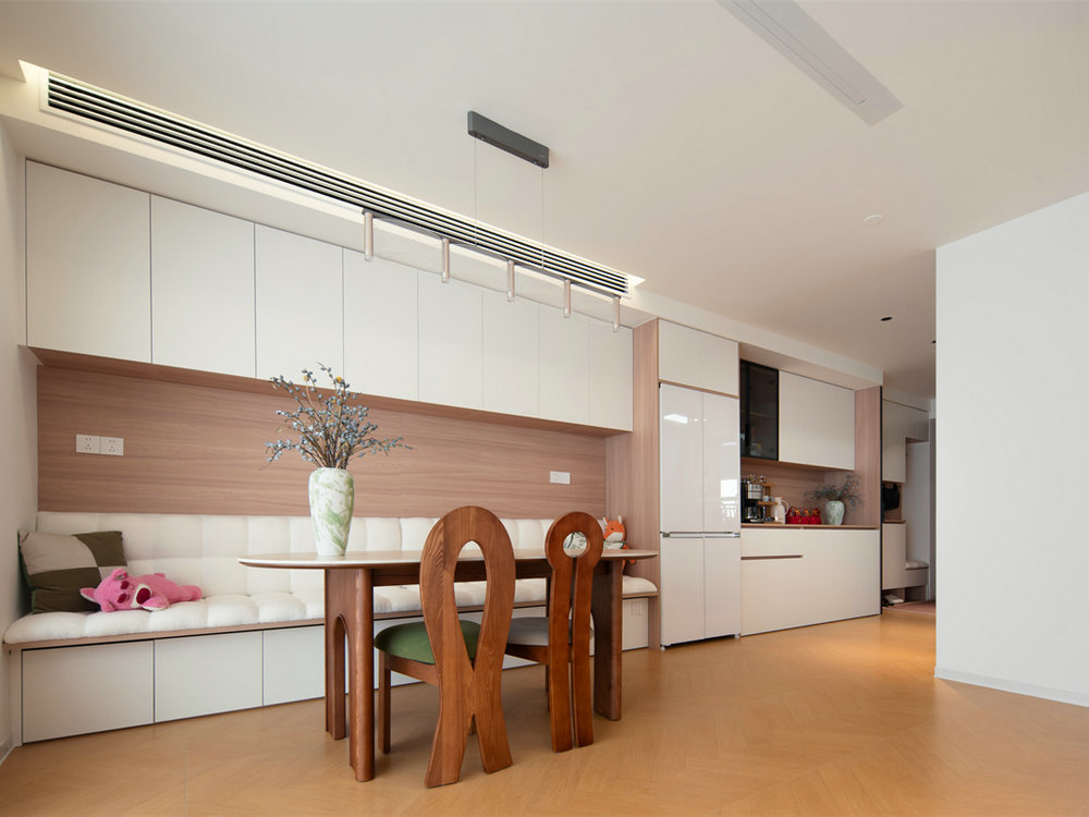 二十四城98平簡約原木風格裝修效果圖