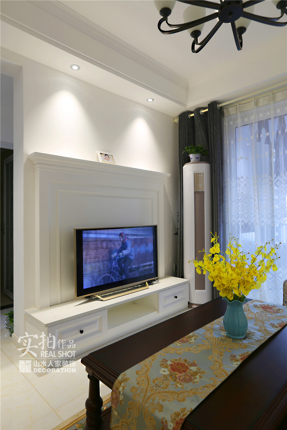 頂琇國際城簡美風(fēng)格裝修