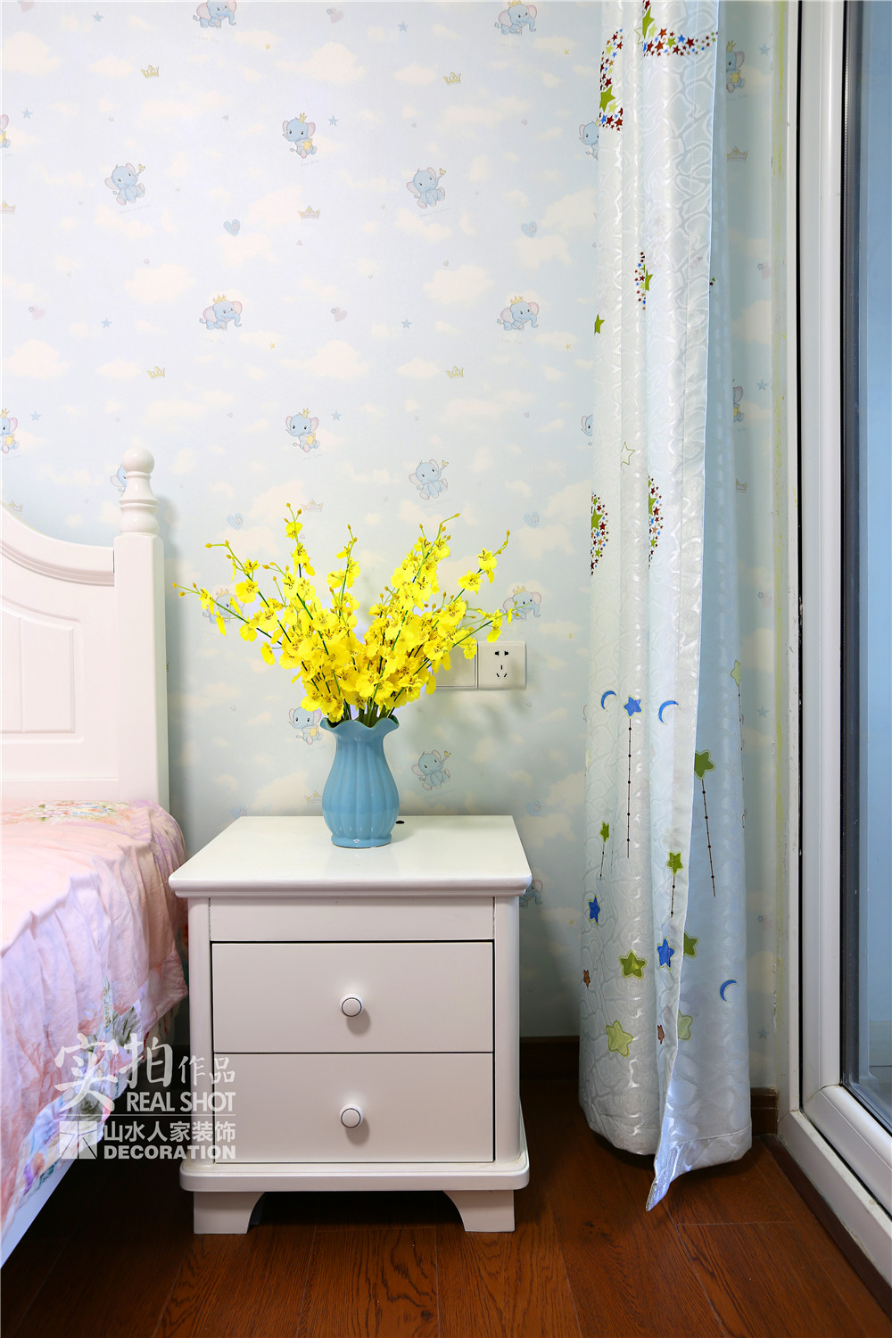 頂琇國際城簡美風(fēng)格裝修