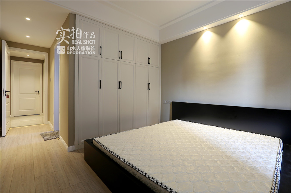 綠地香樹(shù)花城現(xiàn)代簡(jiǎn)約風(fēng)格裝修效果圖