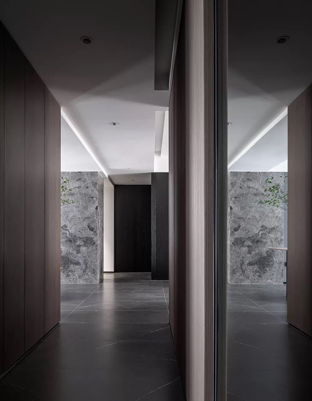 綠地公館118平現(xiàn)代黑白灰裝修效果圖 綠地公館118平現(xiàn)代黑白灰裝修效果圖