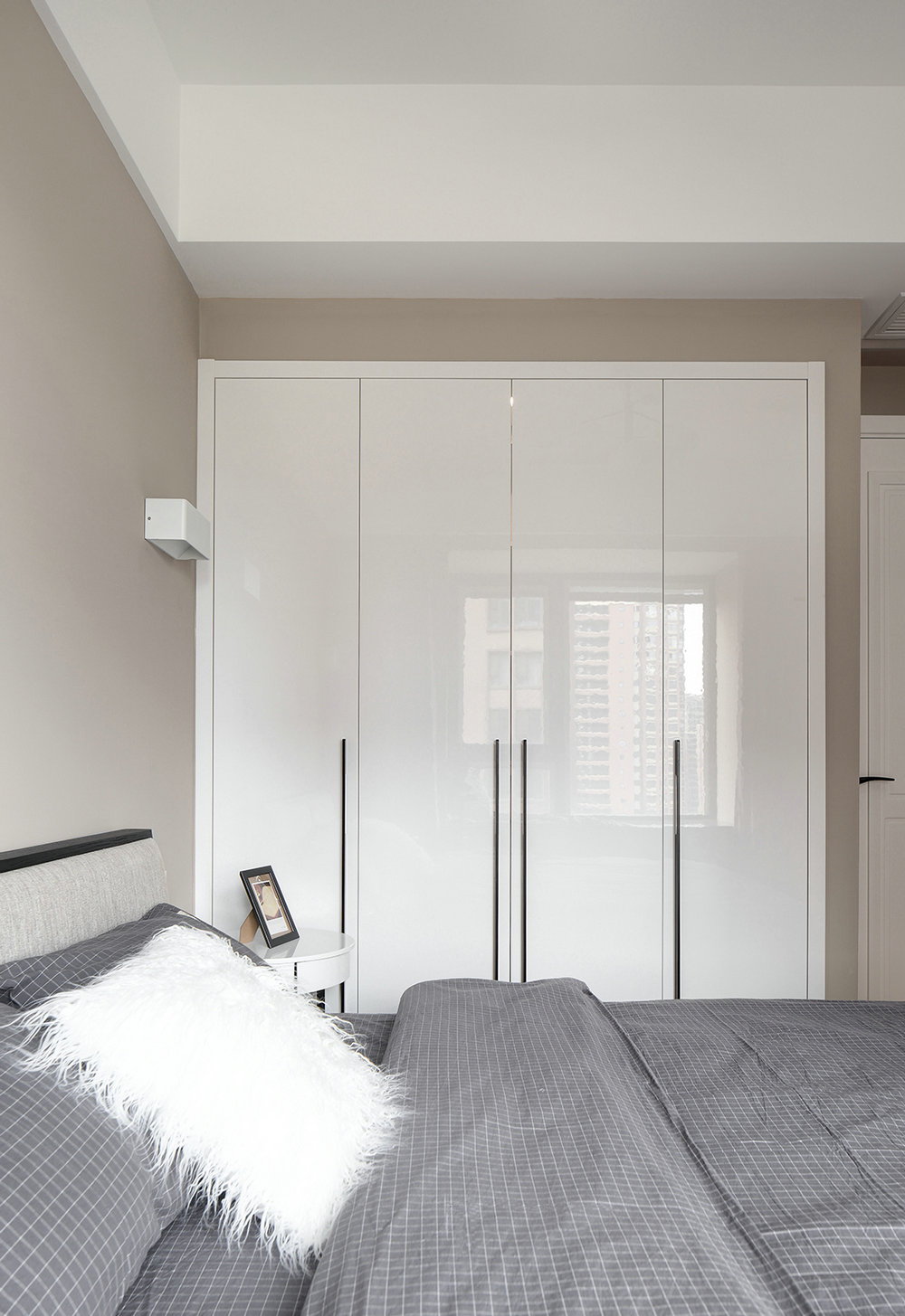 東湖城118平現(xiàn)代風(fēng)格裝修效果圖 東湖城118平現(xiàn)代風(fēng)格裝修效果圖