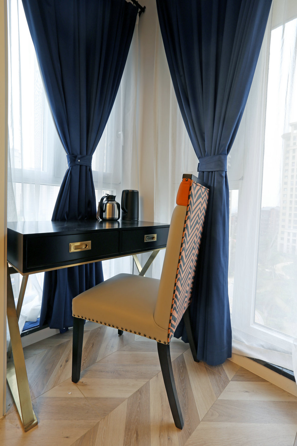 華發(fā)中城薈美式輕奢風(fēng)格裝修效果圖 華發(fā)中城薈美式輕奢風(fēng)格裝修效果圖