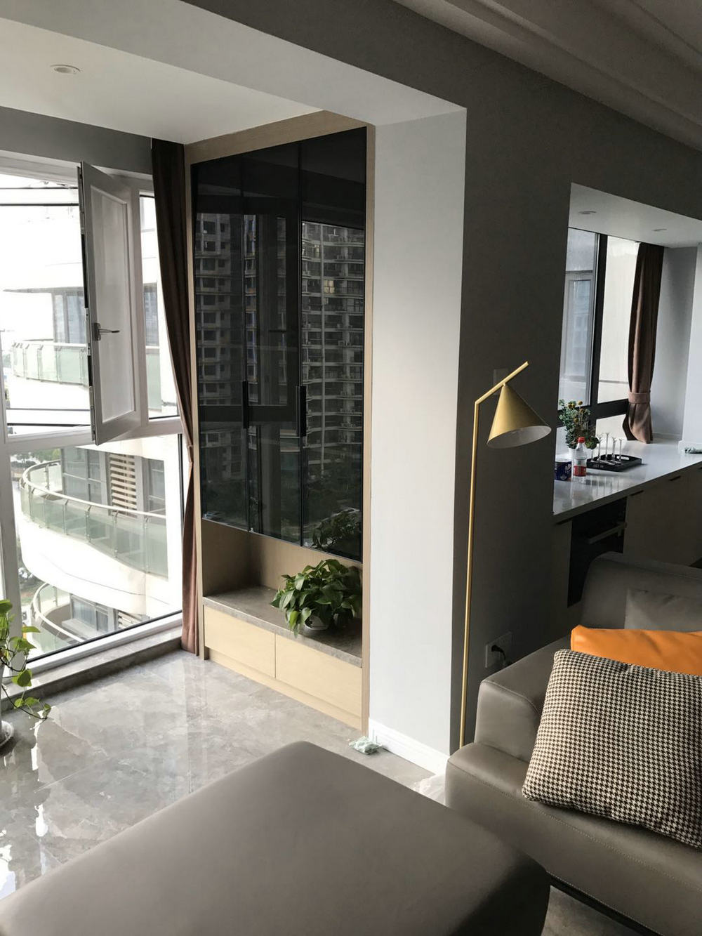 金沙泊岸142平現(xiàn)代輕奢風(fēng)格裝修效果圖 金沙泊岸142平現(xiàn)代輕奢風(fēng)格裝修效果圖