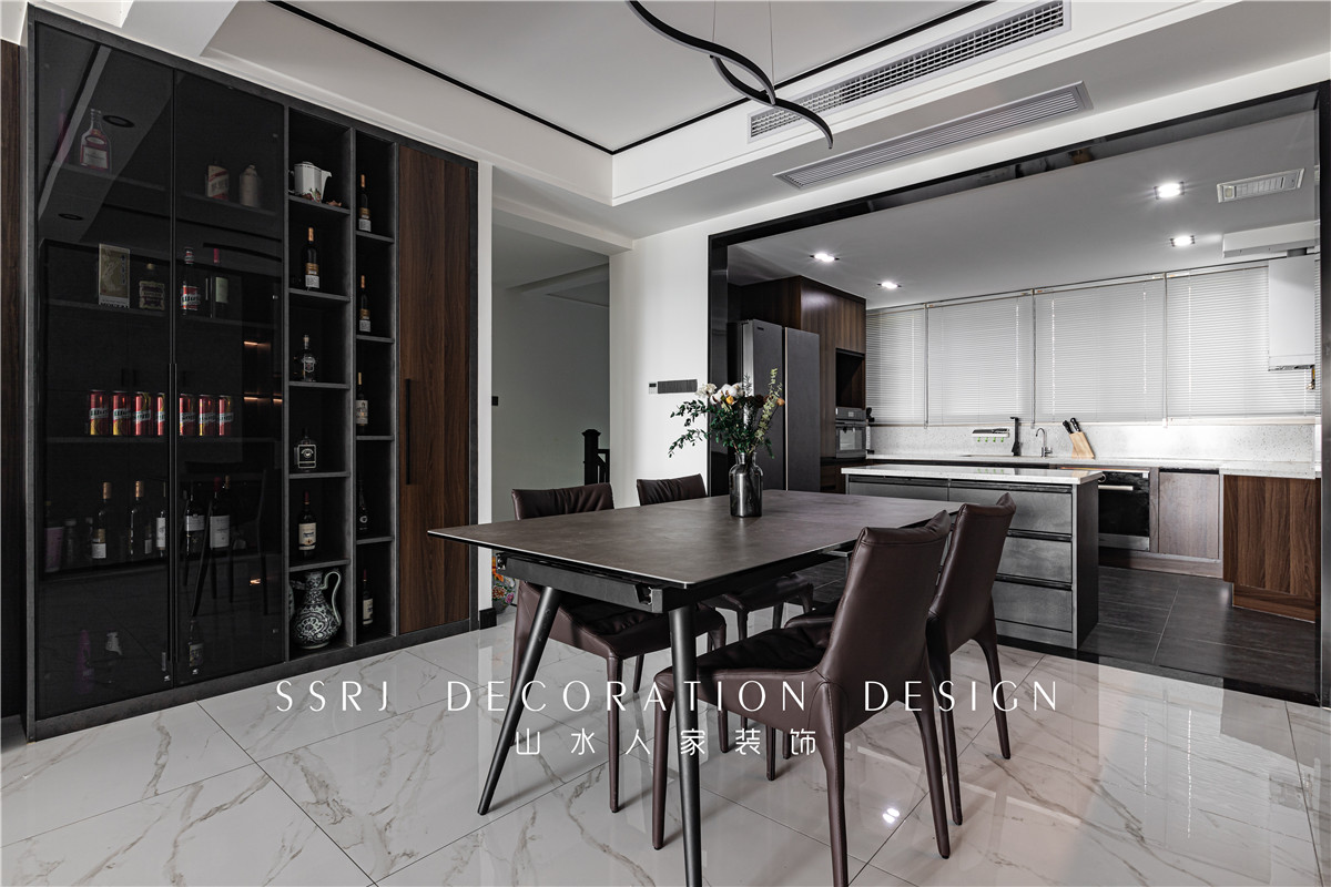 海倫小鎮(zhèn)330平別墅現(xiàn)代黑白灰裝修效果圖 海倫小鎮(zhèn)330平別墅現(xiàn)代黑白灰裝修效果圖