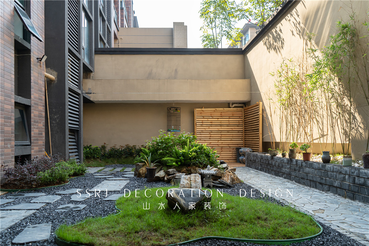 海倫小鎮(zhèn)330平別墅現(xiàn)代黑白灰裝修效果圖 海倫小鎮(zhèn)330平別墅現(xiàn)代黑白灰裝修效果圖g