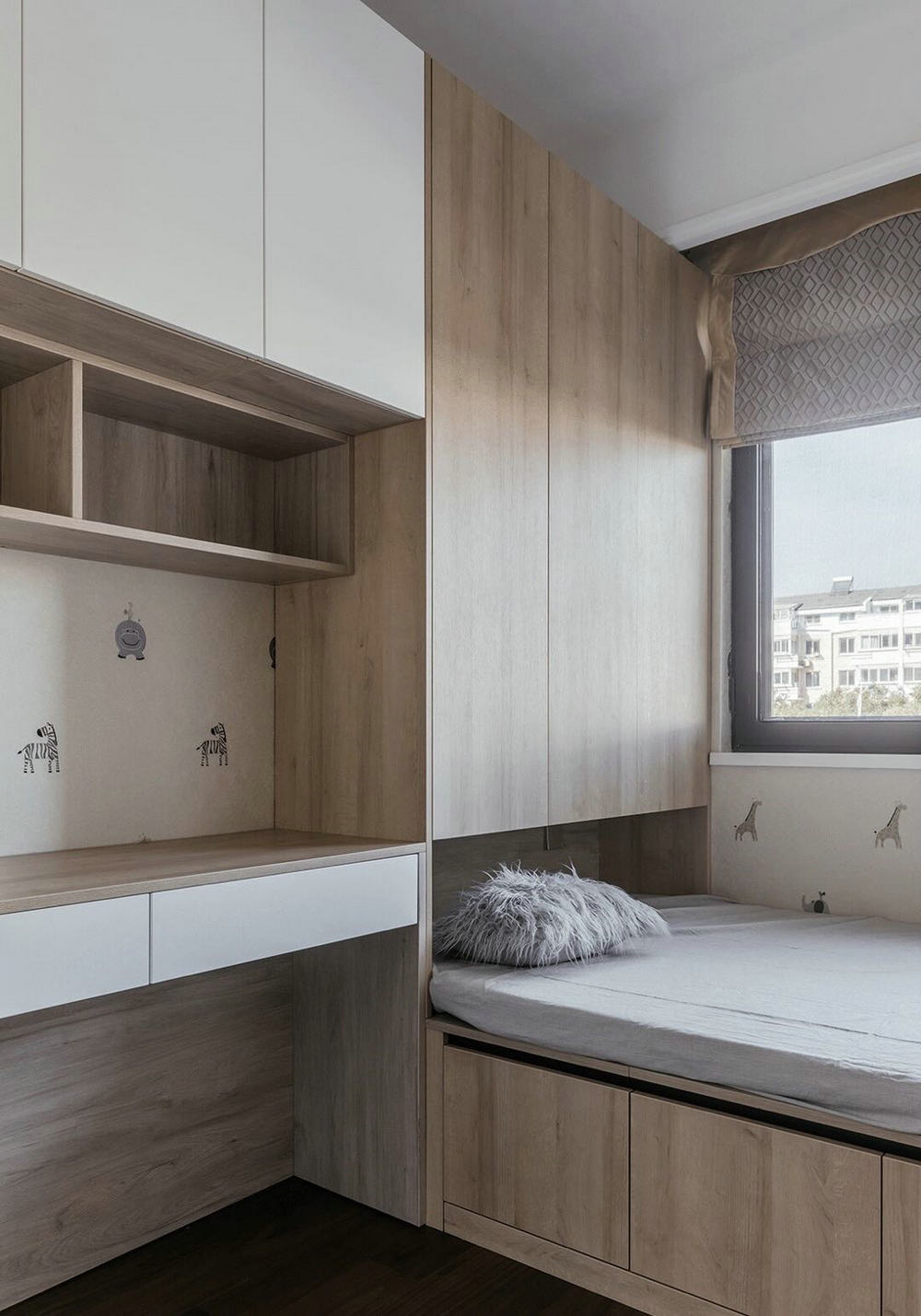 清江宏景121平現(xiàn)代簡約風格裝修效果圖