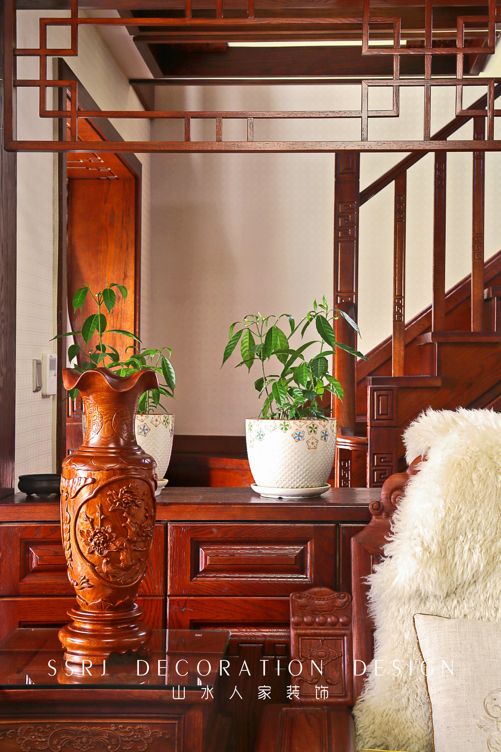 新華聯(lián)青年城復式樓新中式風格裝修效果圖 新華聯(lián)青年城復式樓新中式風格裝修效果圖